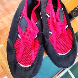 *nd SZ 2/3 red water shoes (must be bundled to buy)